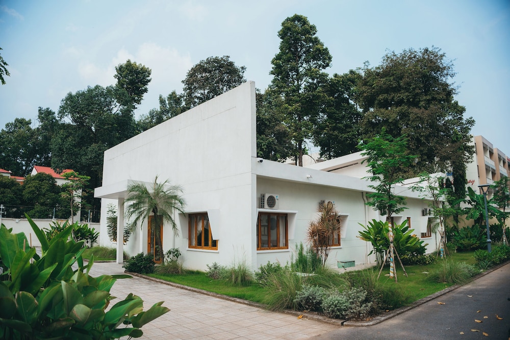 Nong Lam Ecolodge