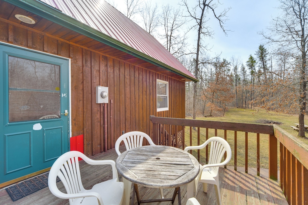1 Mi to South Twin Lake: Cabin w/ Deck in Trego!