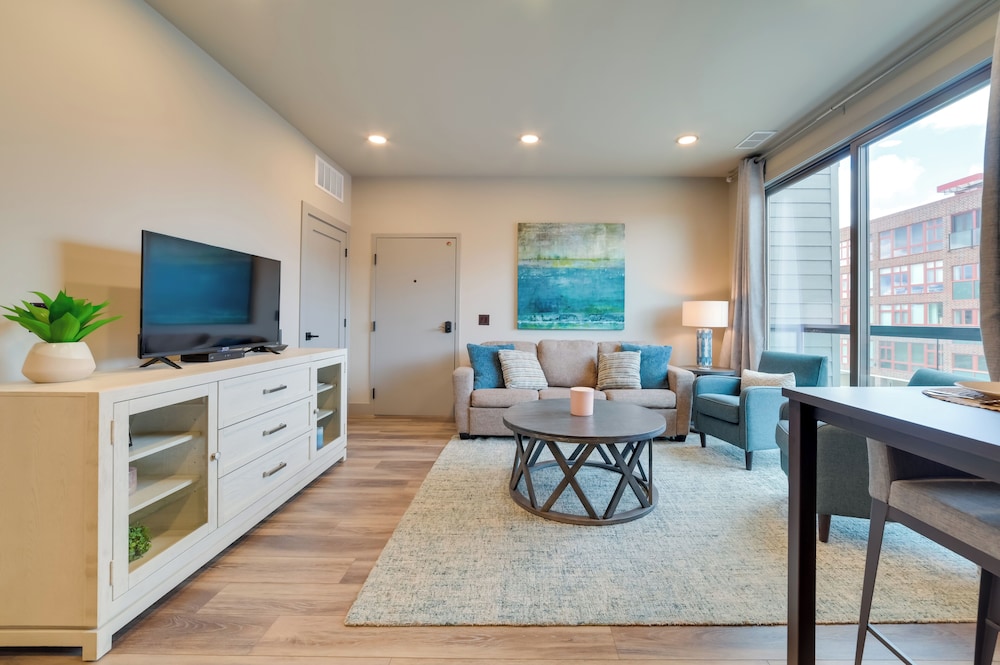 Traverse City Condo w/ Balcony: Walk to Downtown!
