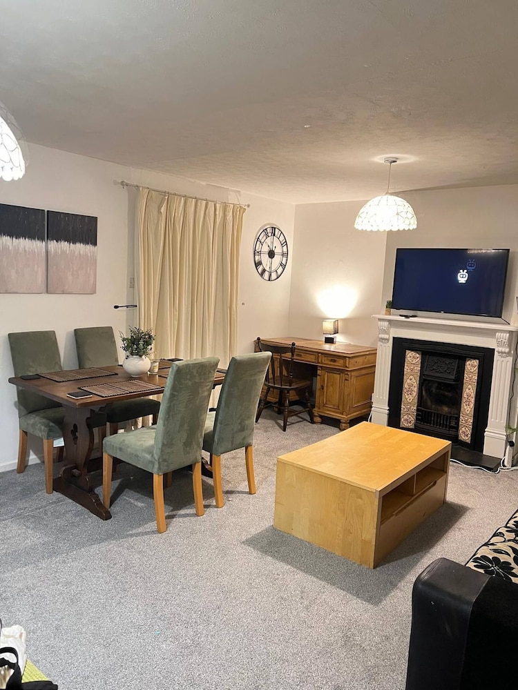 Stylish & Bright 3BR in Headington, Oxford Area