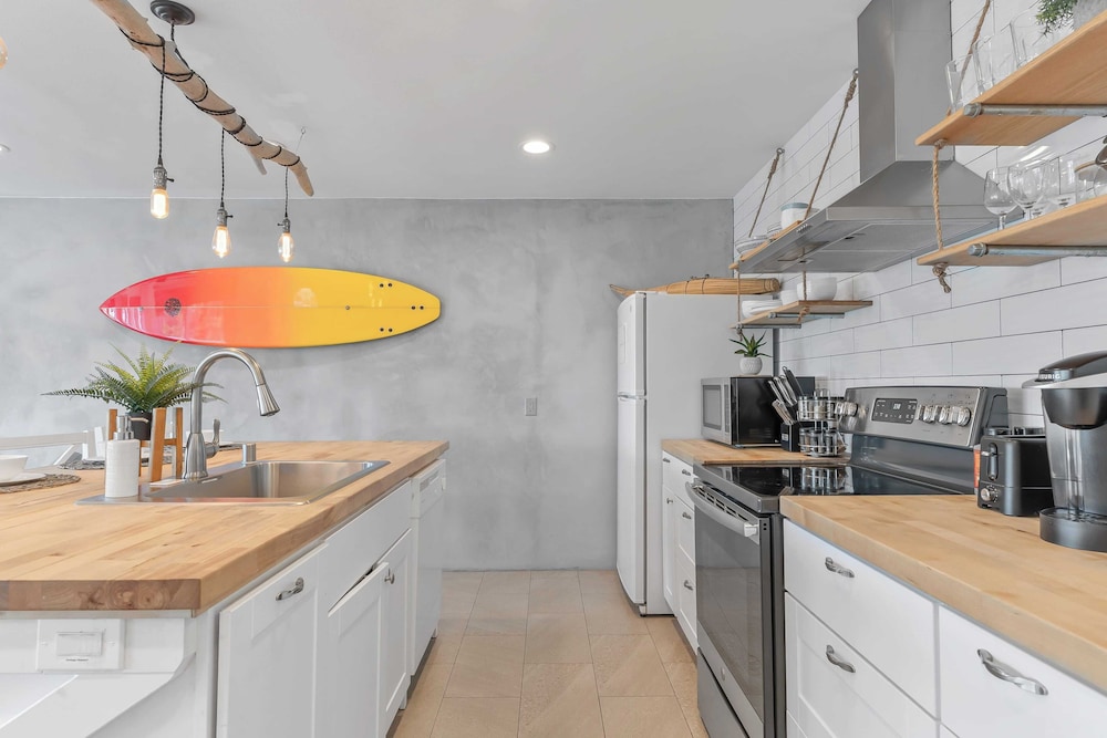 El Camino Surfhouse B by Avantstay Ocean Views & Deck, Near Trestles Beach