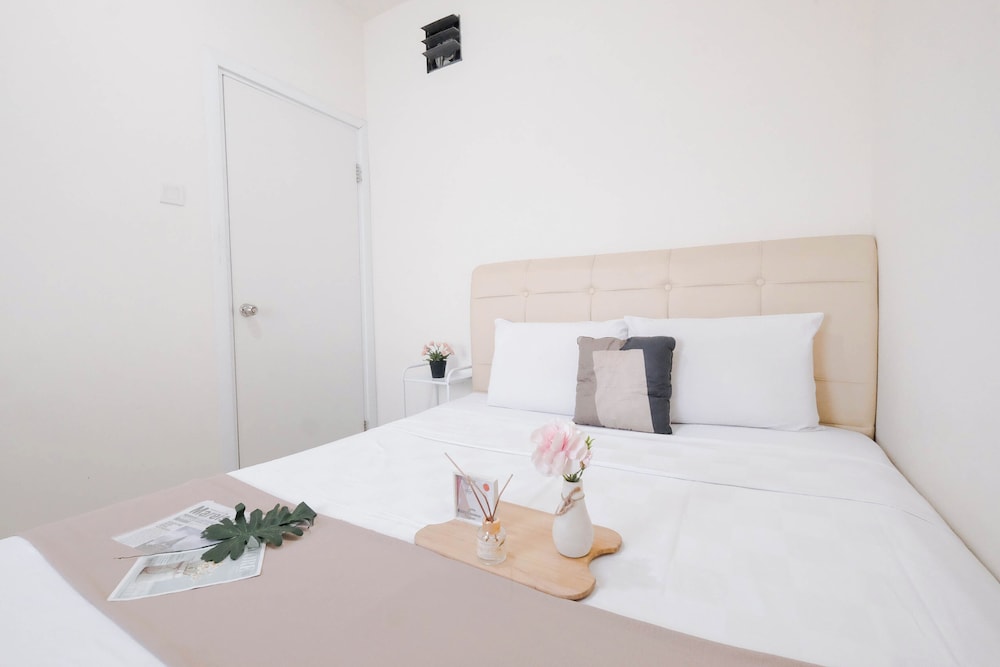 Neutral Tone 2Br At Green Pramuka City Apartment