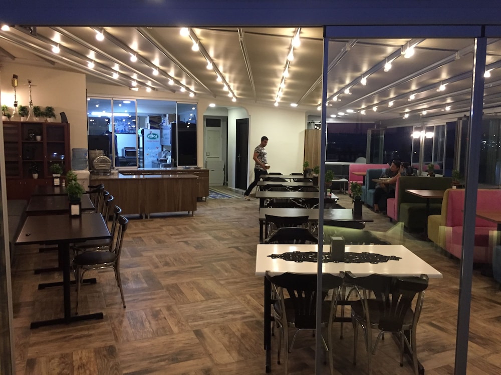 Hotel Marina City 'Otel Marina City' olur. - Image 23