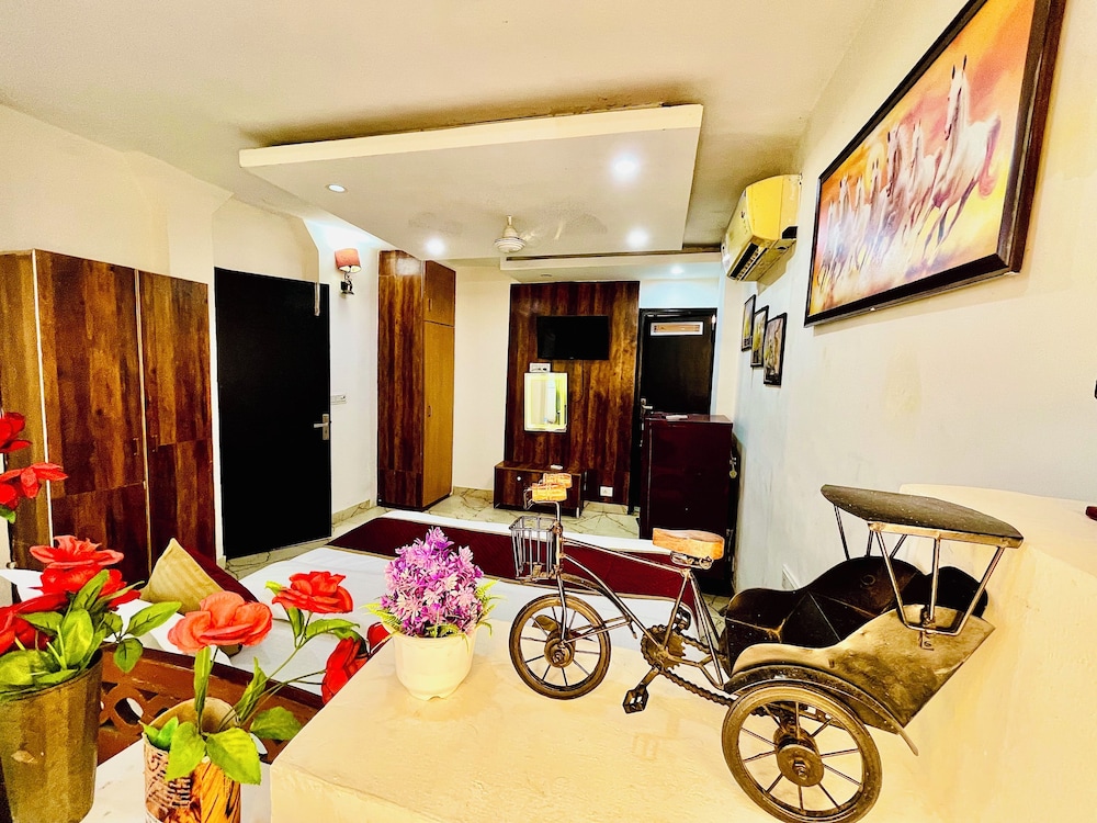 Hotel Hauz Khas Inn
