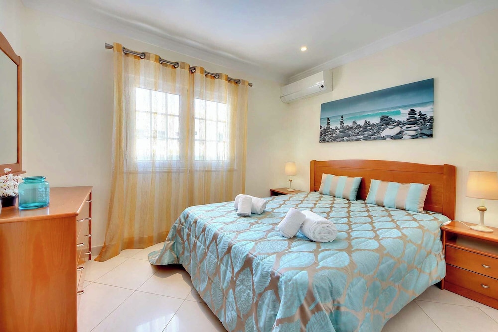 Villa Caly