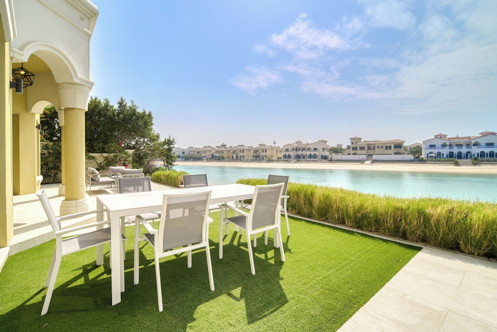 Garden Palm Villa - Mint Stay