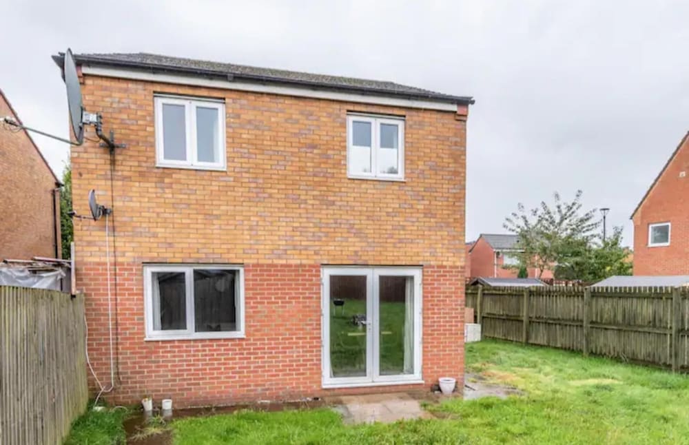 Charming Whitehurst Drive Nest in Manchester