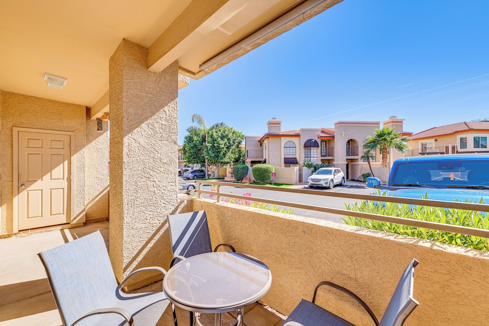 Near Hiking: Condo w/ Pool & Tennis in Phoenix!