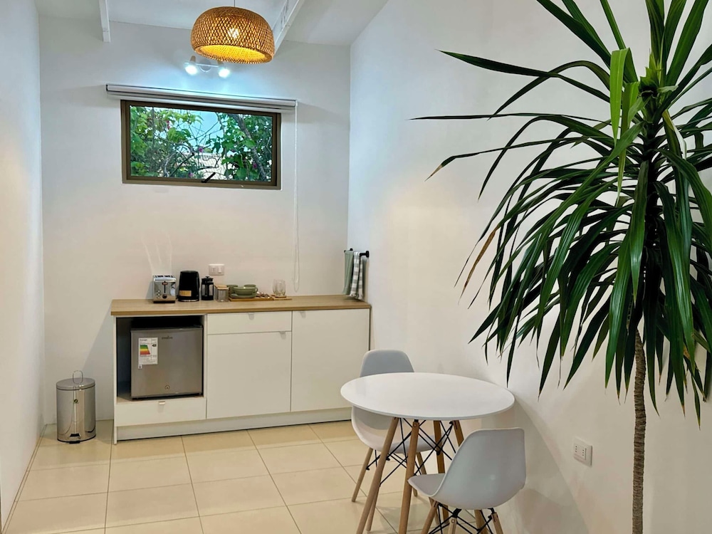 Makihi Suites