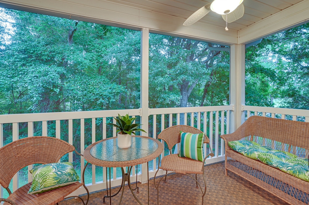 High-end Pawleys Island Condo w/ Porch & Pools! view 5