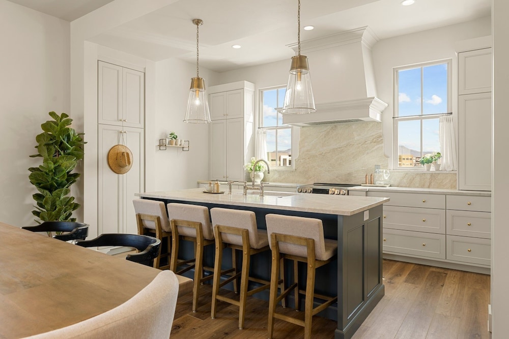 Alys At Desert Color 4 Bedroom Townhouse