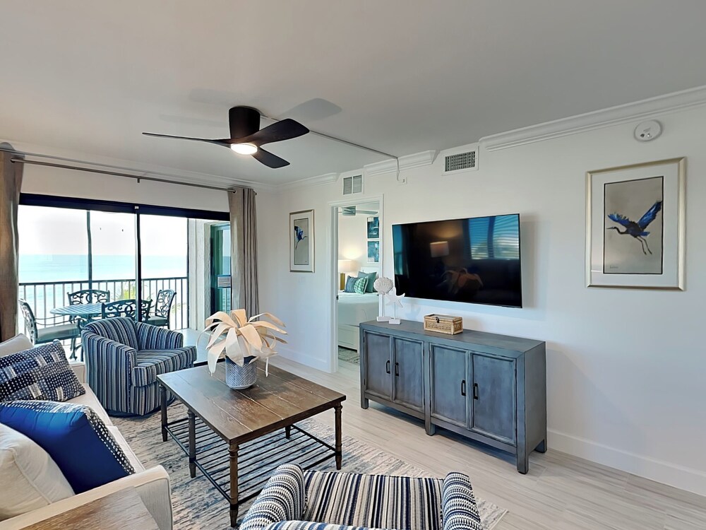 Seaside 4 by Distinctive Beach Rentals
