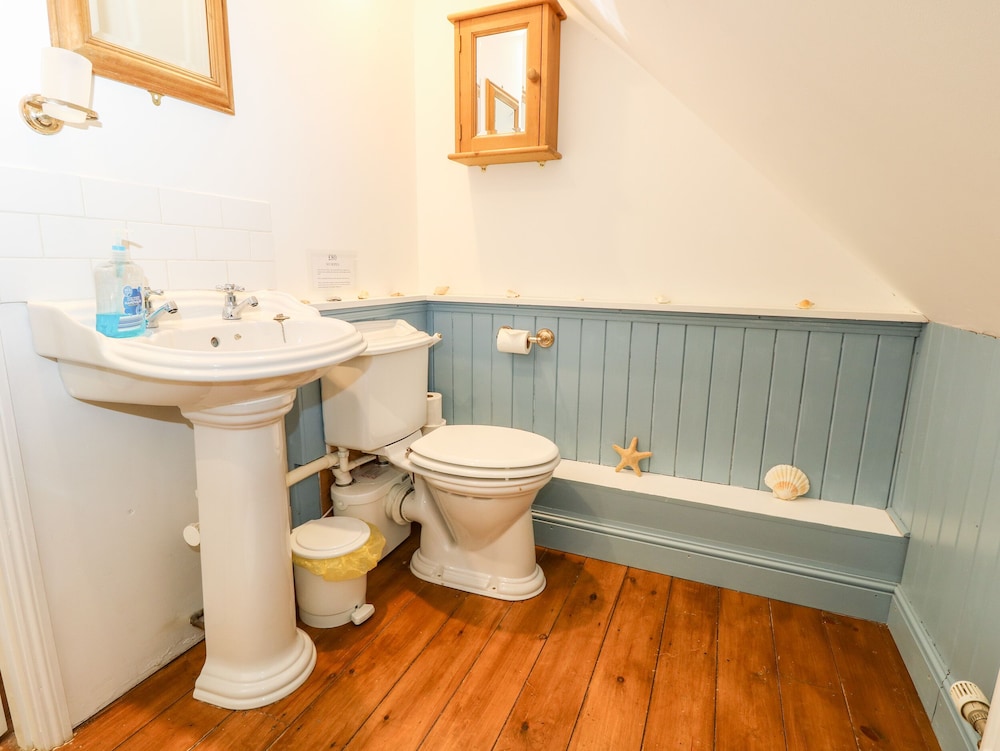 Ryde Vacations - The Coach House - Property Image 4