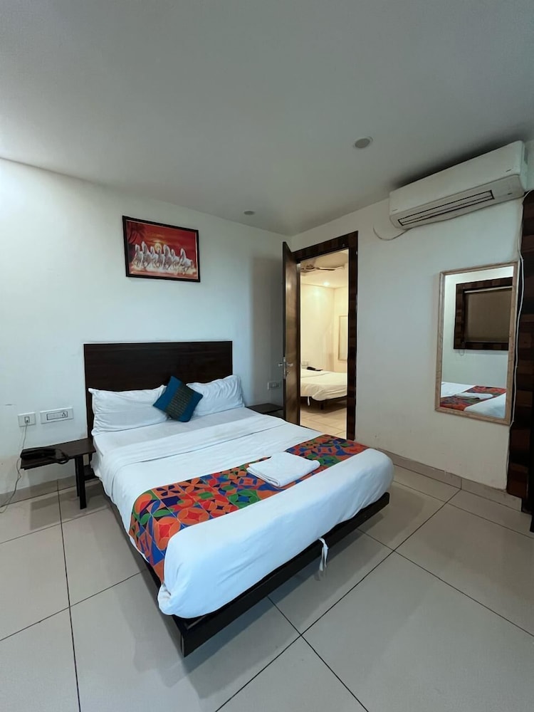 Kinsfolk Inn Hotel And Banquet