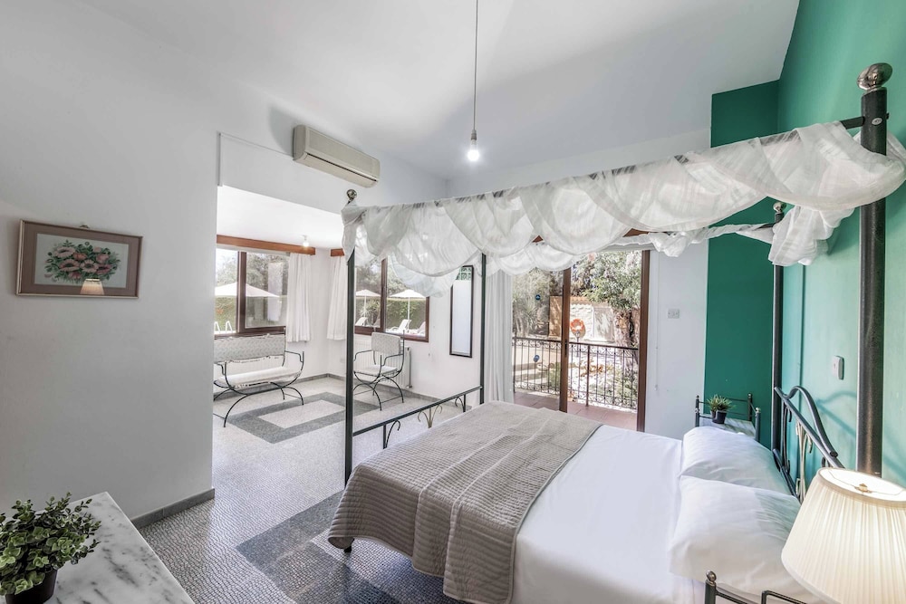 Villa Meadowlands
