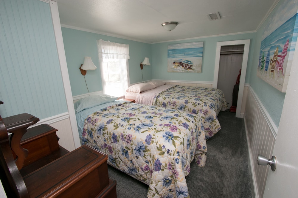 Outer Banks Motel - Village Accommodations