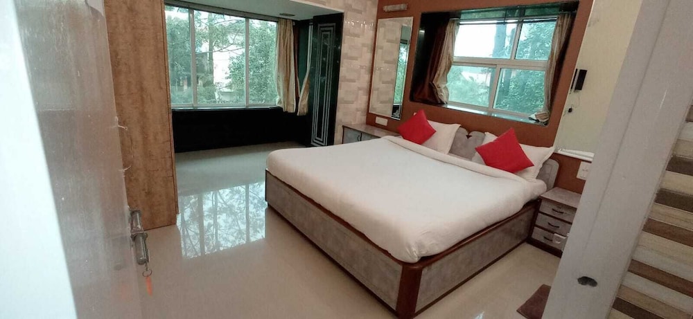 Raval House