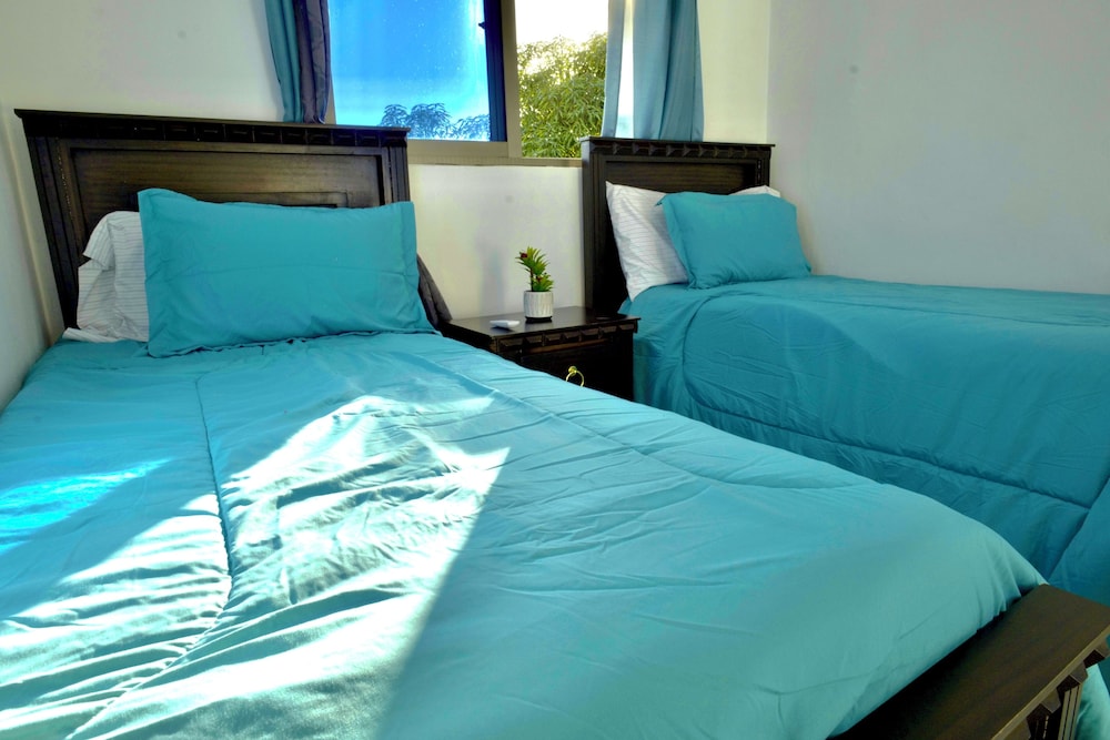 Villa Pravda Guerra 4BR 6BDS 12PAX