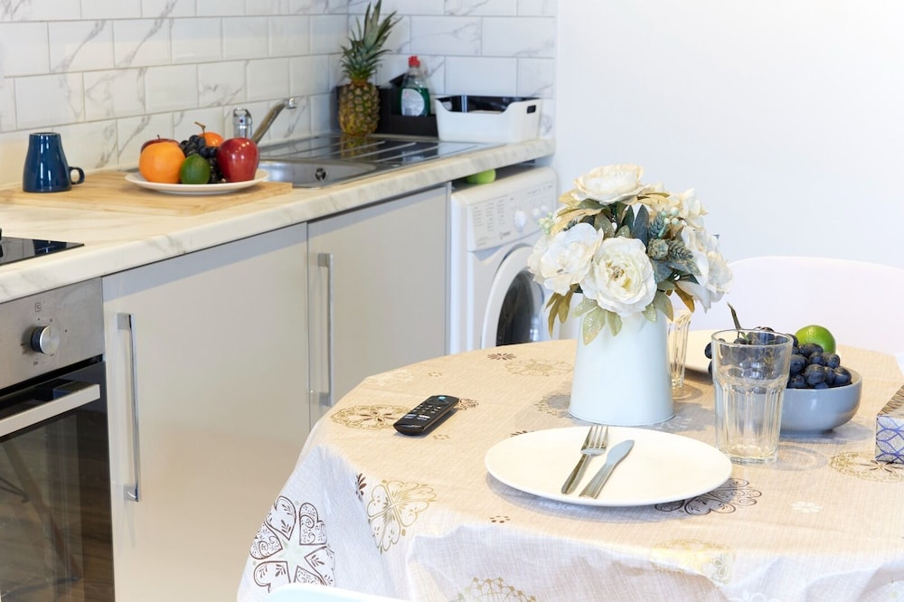 Wonderful Holiday Studio in the Trendy Brick Lane