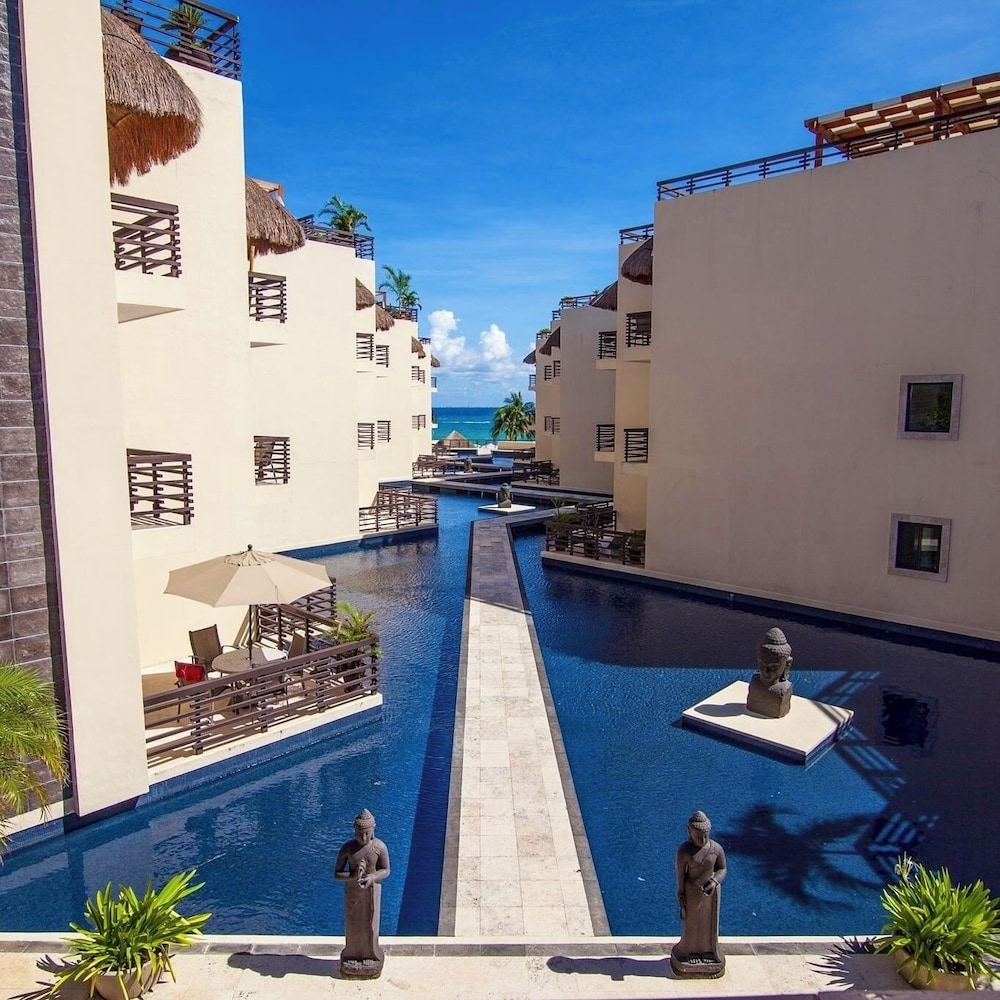 Aldea Thai by AR Vacations