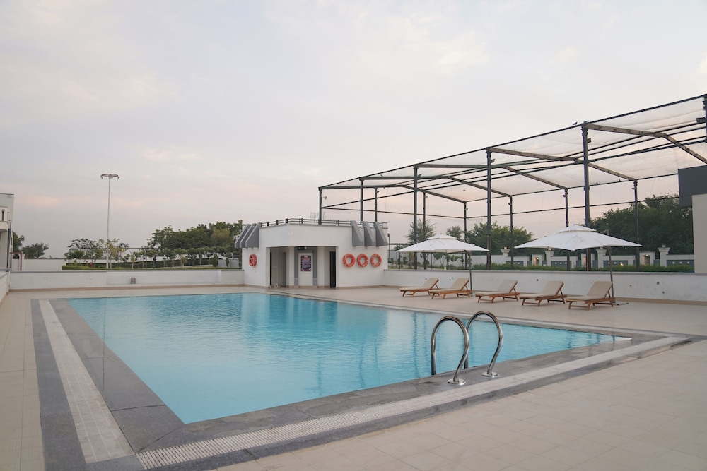 KMR Hotels & Resorts