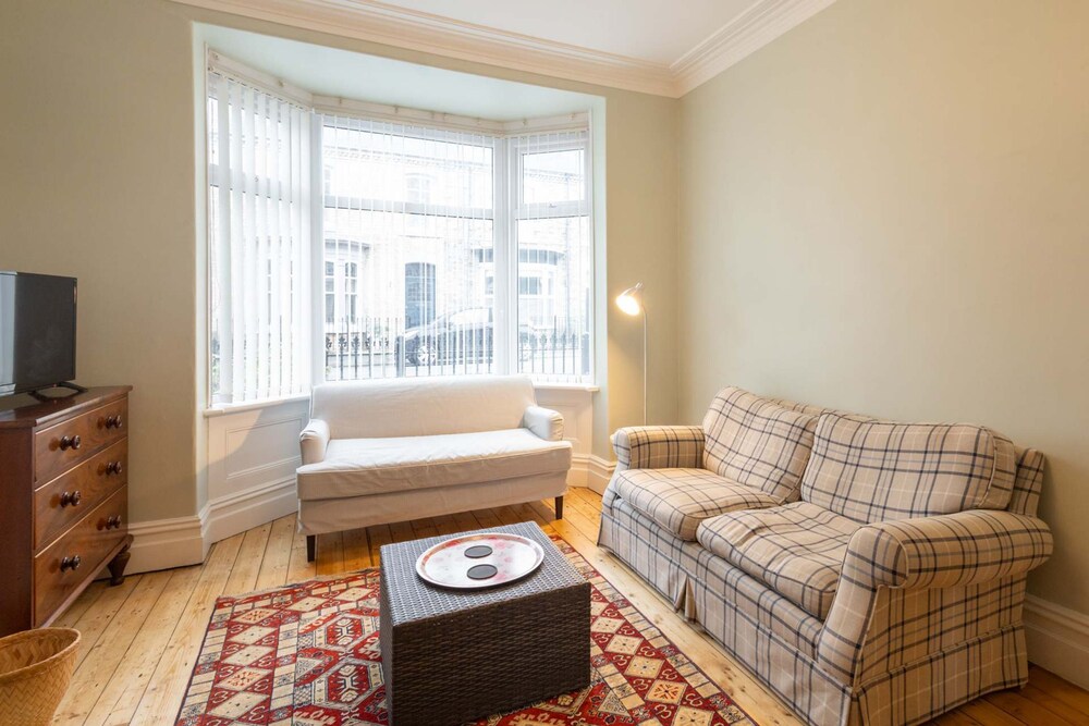 Host Stay Heather House