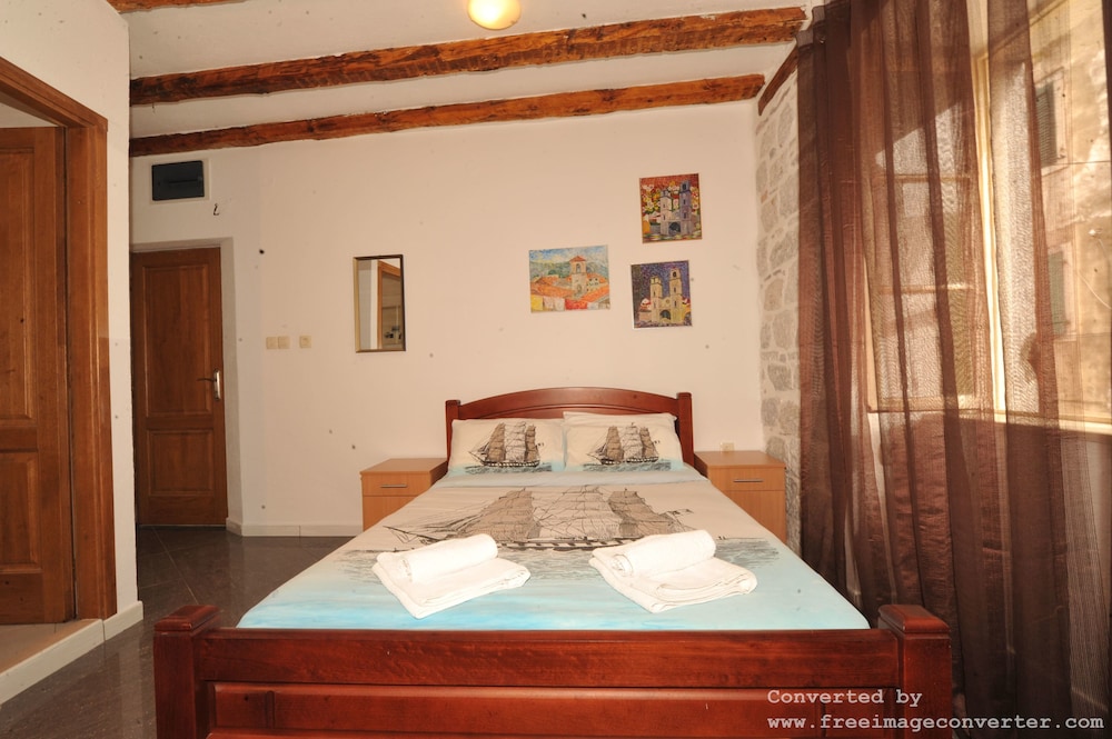 Photo 36