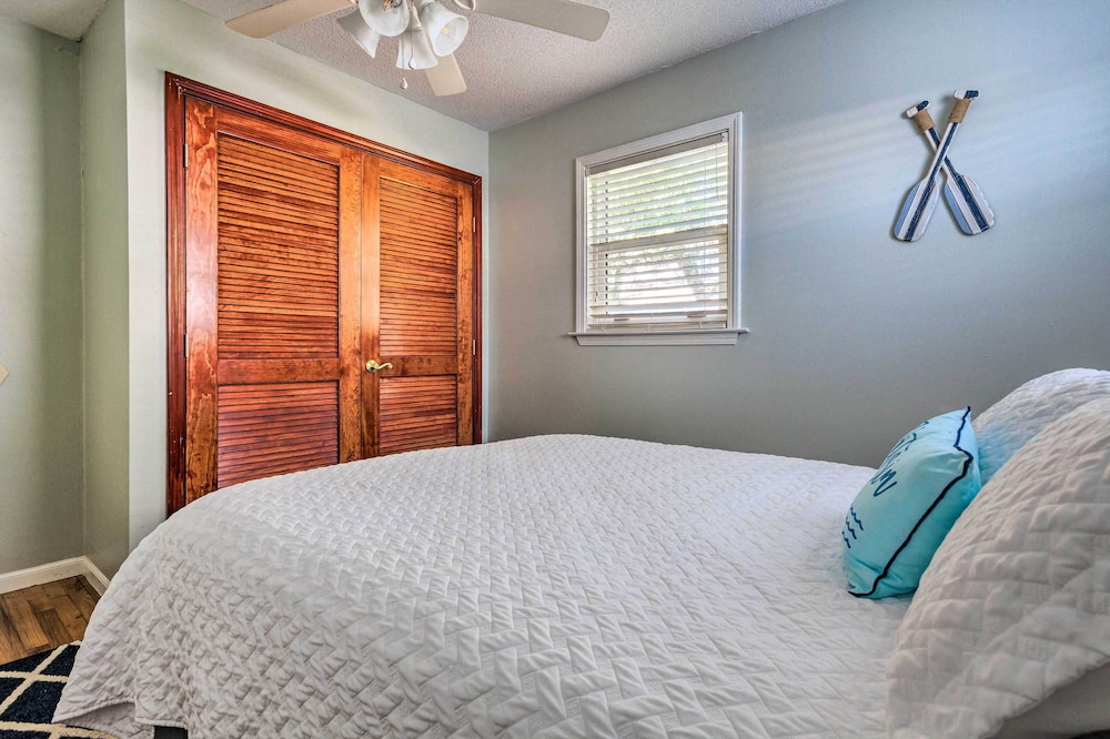 Serene Pensacola Vacation Rental w/ Gas Grill view 2