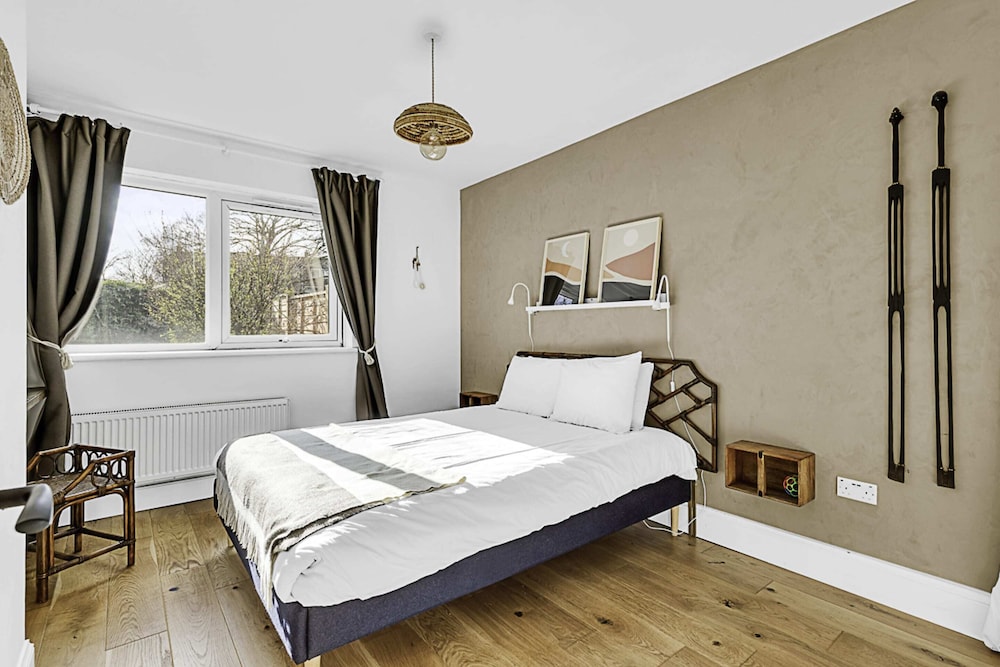 Cosy & Quiet Flat With Garden Close Central London