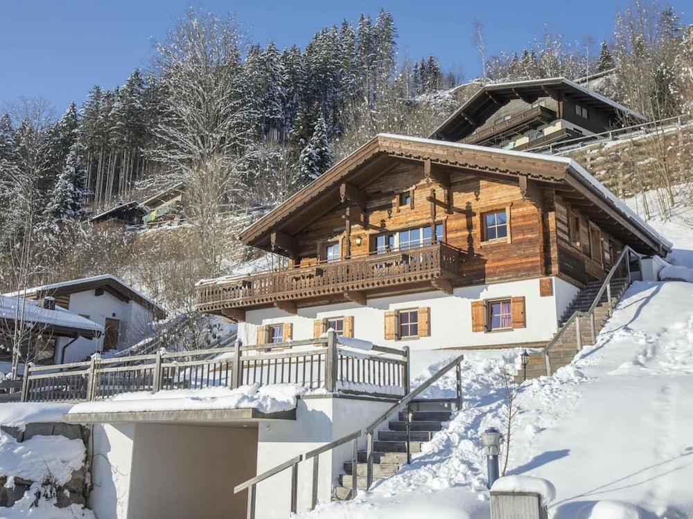 Restful Chalet in Wald-Königsleiten near Ski Bus
