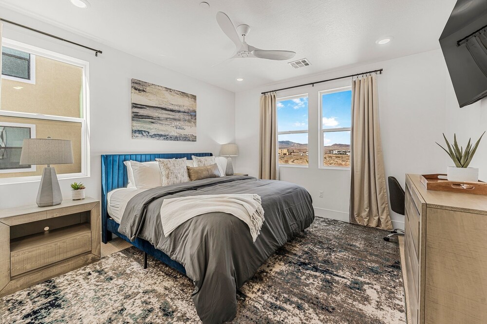 Azure Sands 3 Bedroom Condo