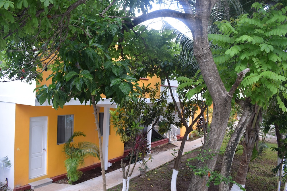 Mansion Giahn Inn
