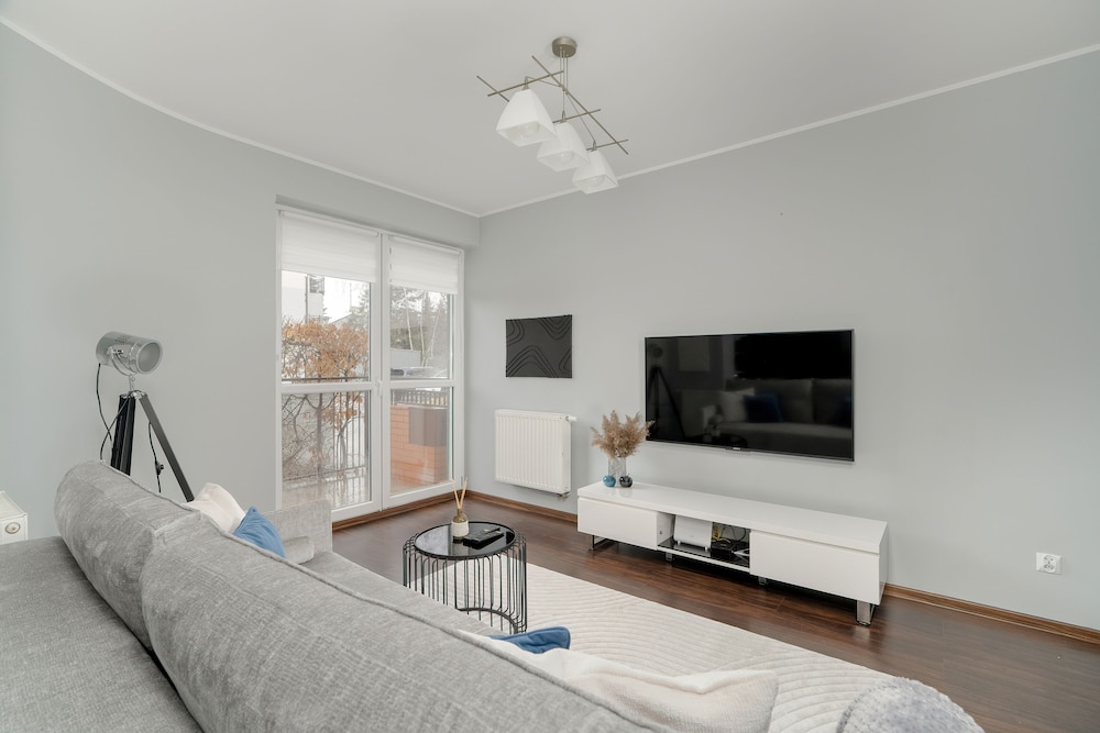 Duplex Apartment in Poznan by Renters