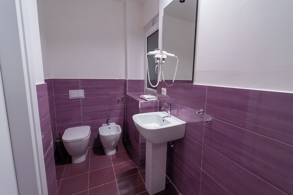 H. G. Boutique Toledo Napoli Centro by ClaPa Group Dislocated Hospitality