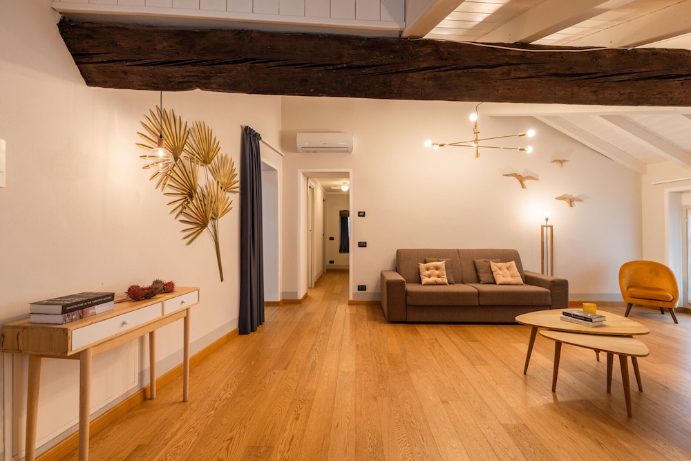 Palazzo Odescalchi by Wonderful Italy - Apt 9