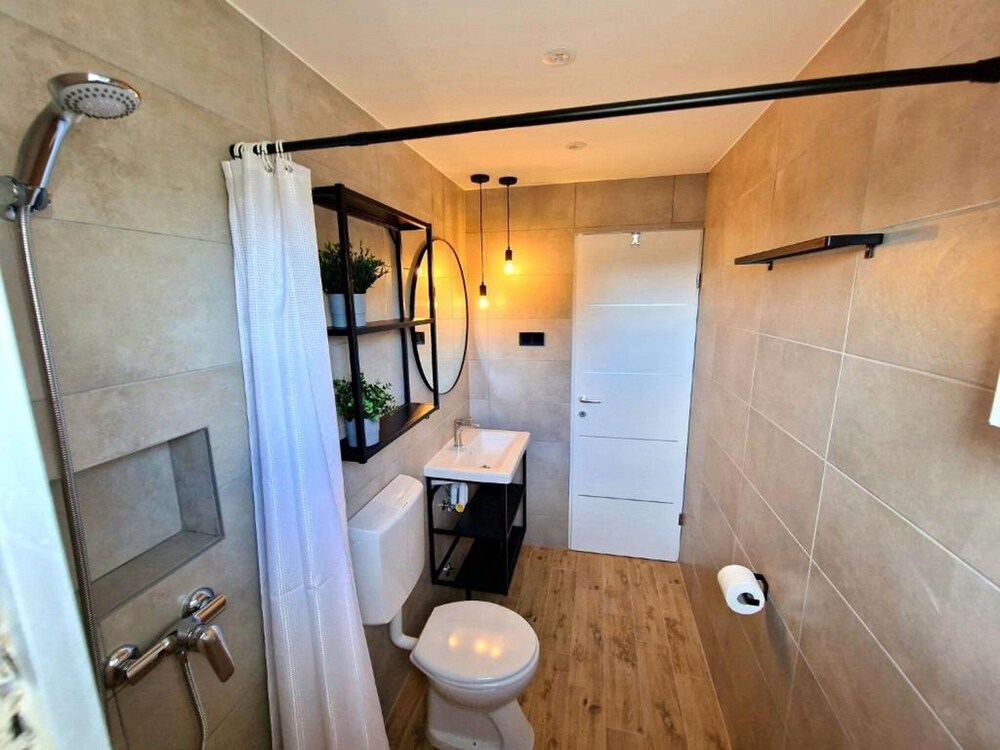 Charming Apartments Tome With Pool