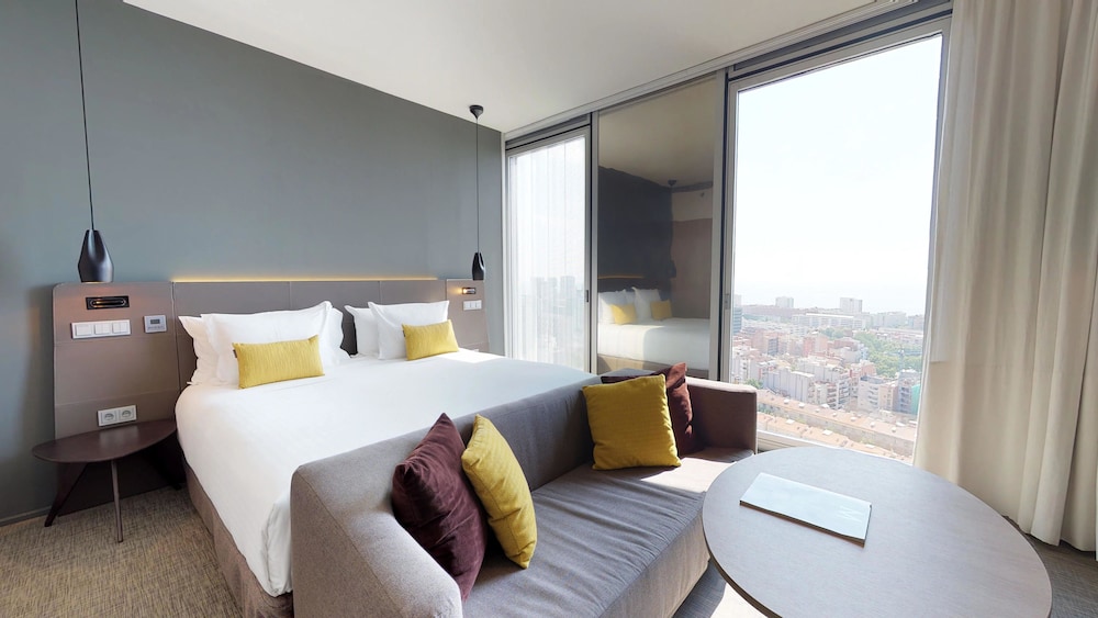 Melia Barcelona Sky