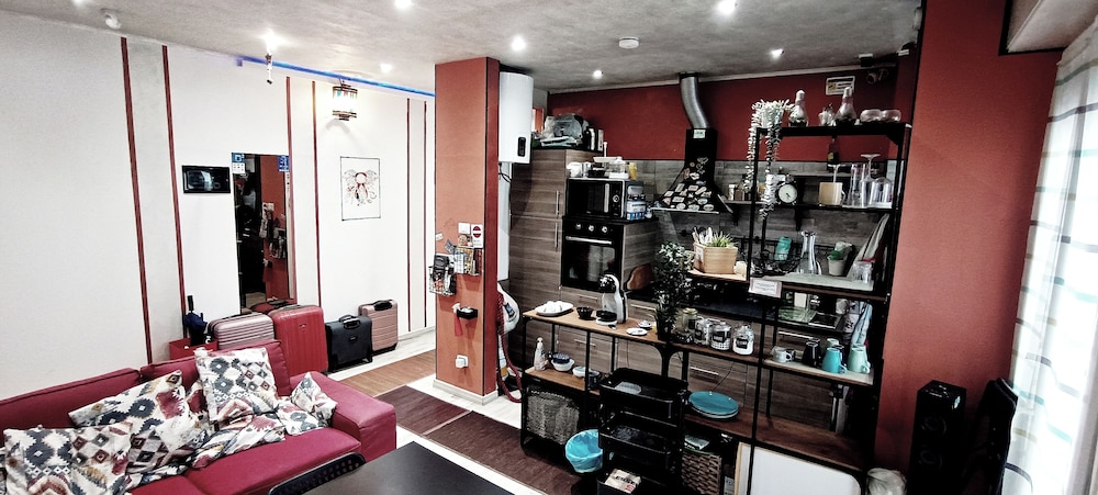 Station Rooms