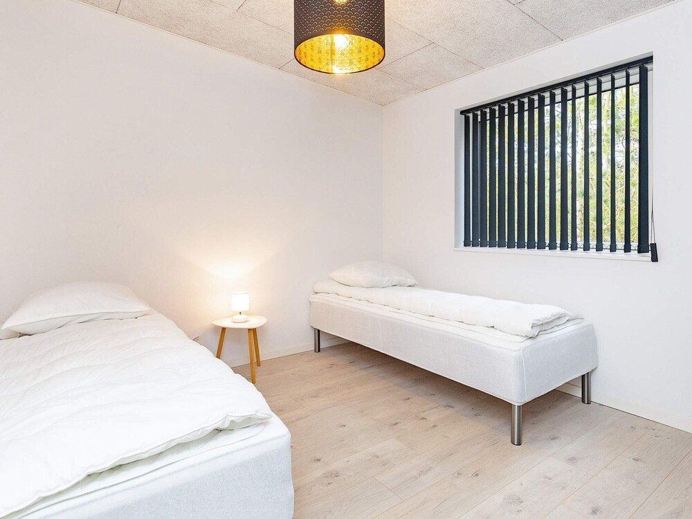 9 Person Holiday Home in Vaeggerlose view 4