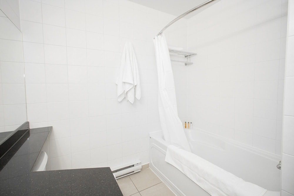 One Bedroom Unit With in Suite Laundry and Parking view 5