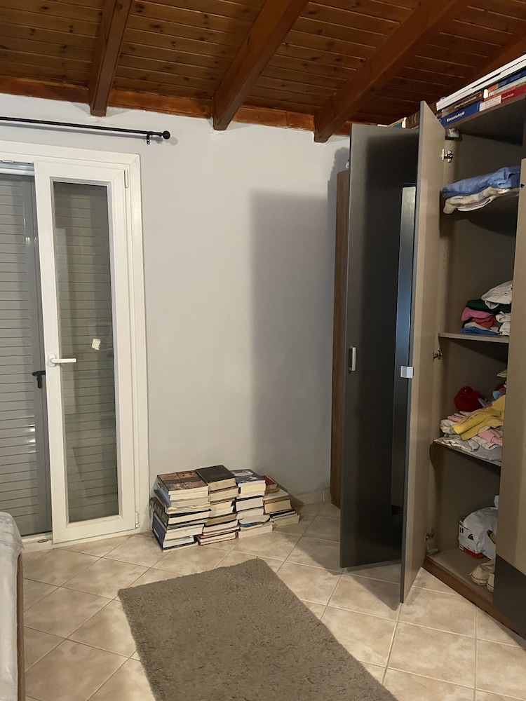 Remarkable 1-bed House Corfu photo 4