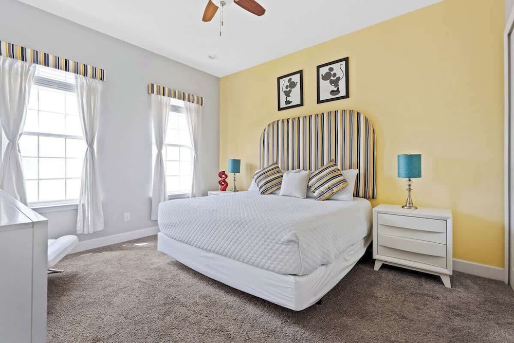 Comfortable Vacation Home up to 10 People