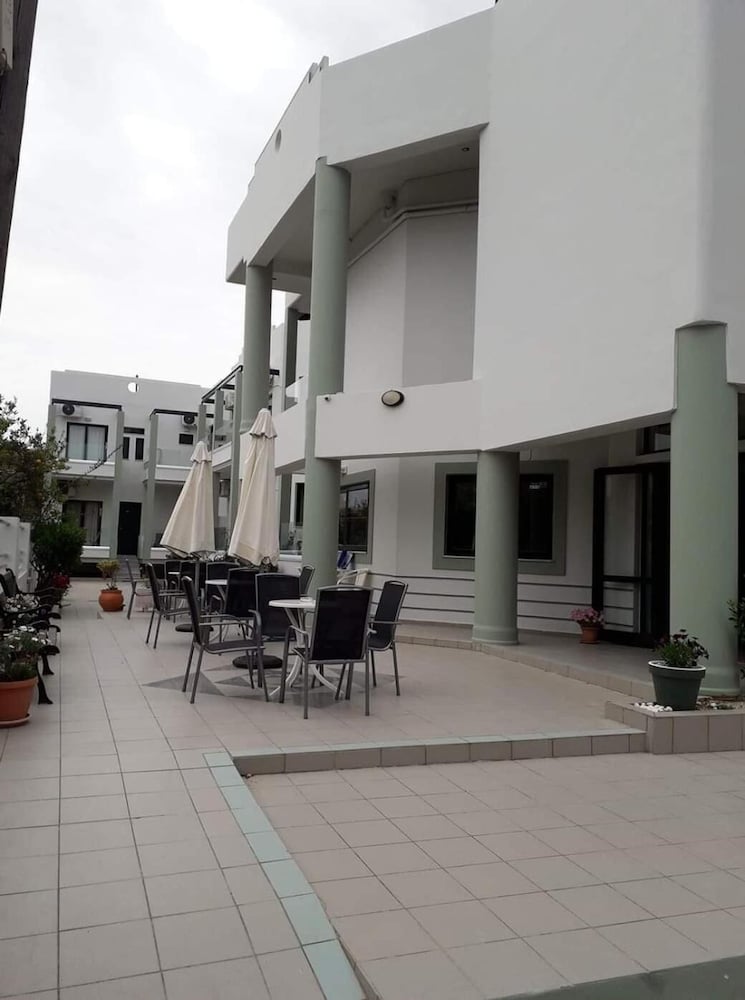 Ilias Apartments