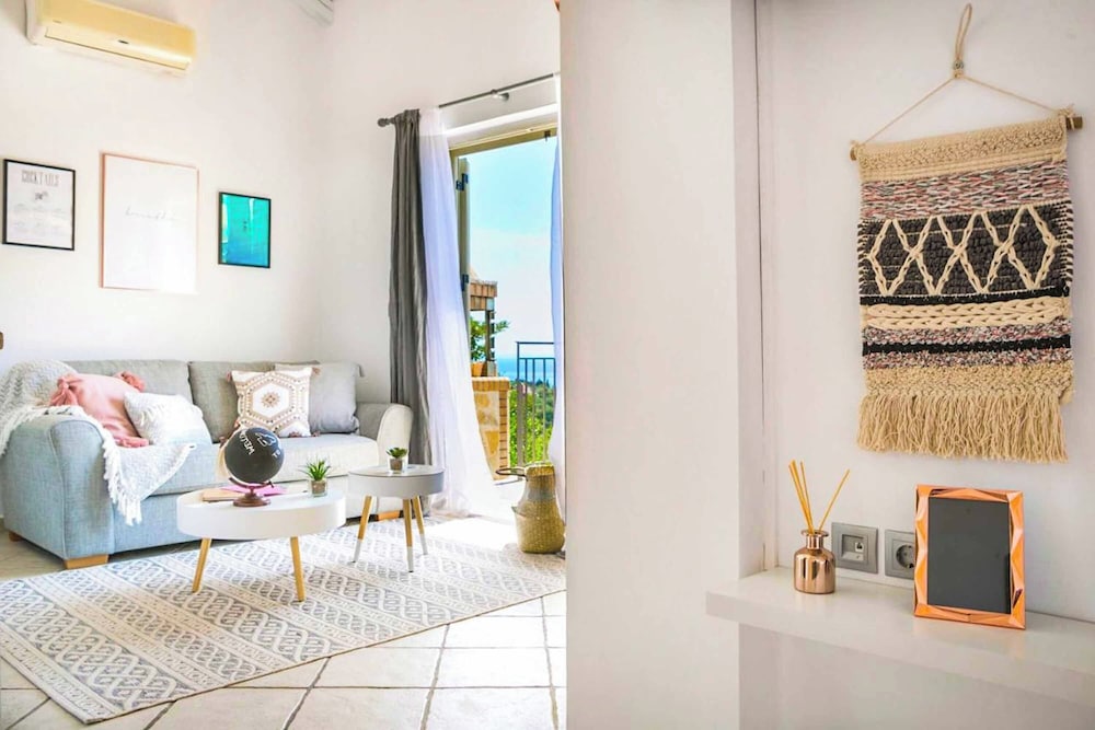 Villa Baby Lemoni