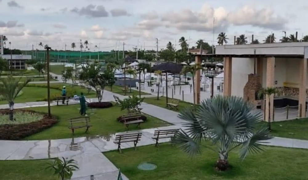 Muro Alto Cond. Clube Porto de Galinhas