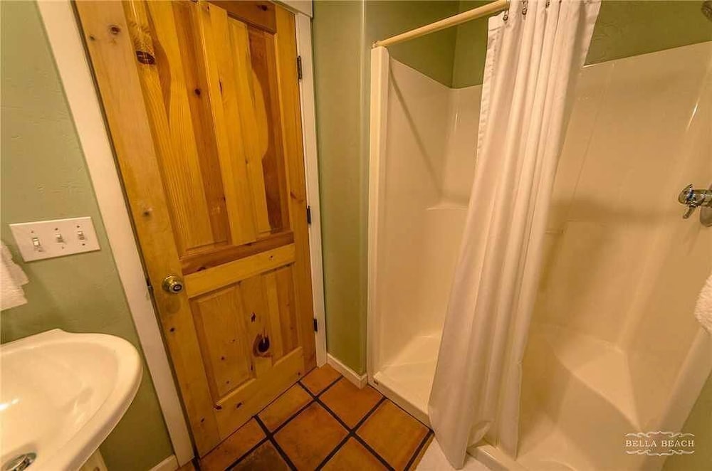 Photo 24