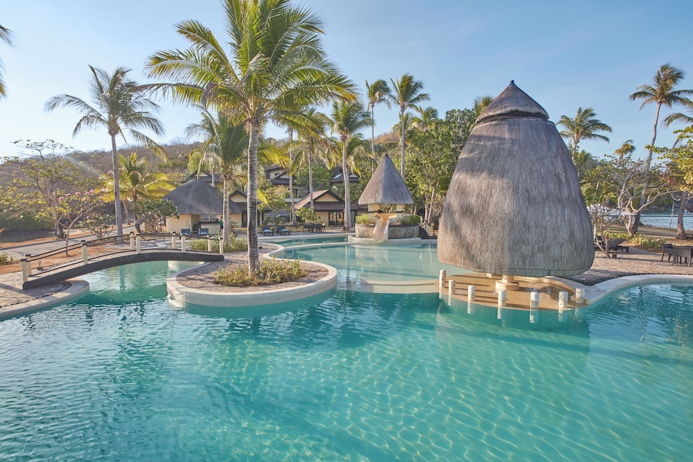 Two Seasons Coron Island Resort
