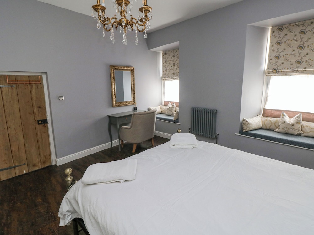 Inglenook Cottage