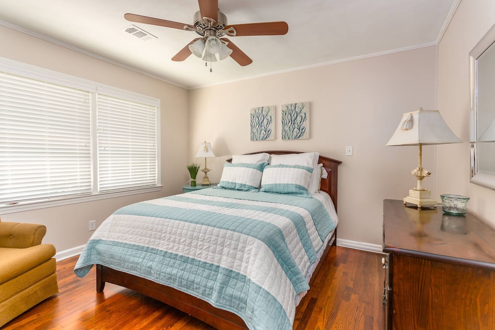 St Simons Island Vacations - 647 Demere Way by Hodnett Cooper - Property Image 2