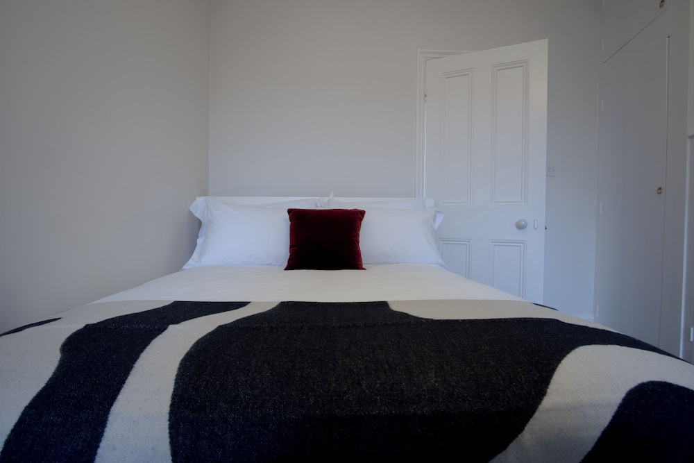 The Egerton - Serviced Apartments